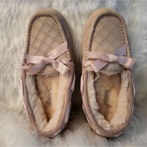 Ugg Australia  slippers size 5
